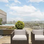 Stunning Duplex Penthouse Over 2200 Sq Ft Sleeps 8 With Jacuzzi Rooftop Views Of The City